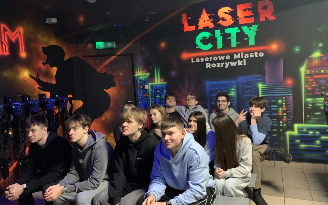 2a w Laser City!