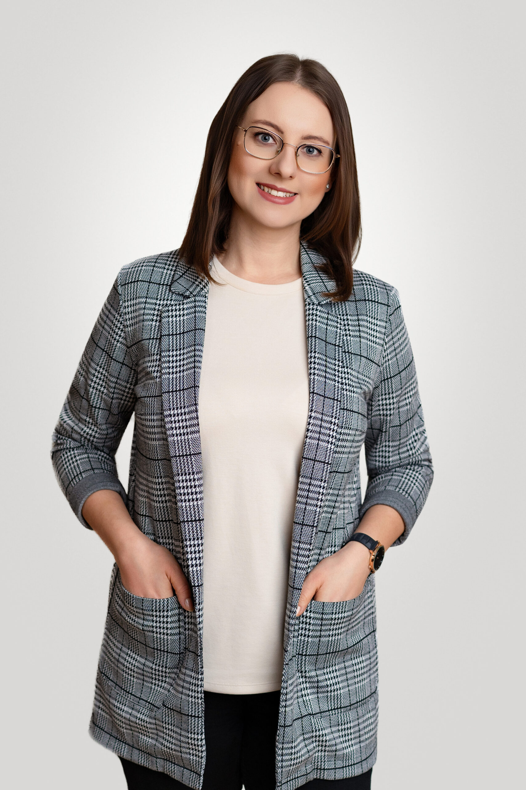 Magdalena Szczasiuk — sekretariat LO Sobieskiego